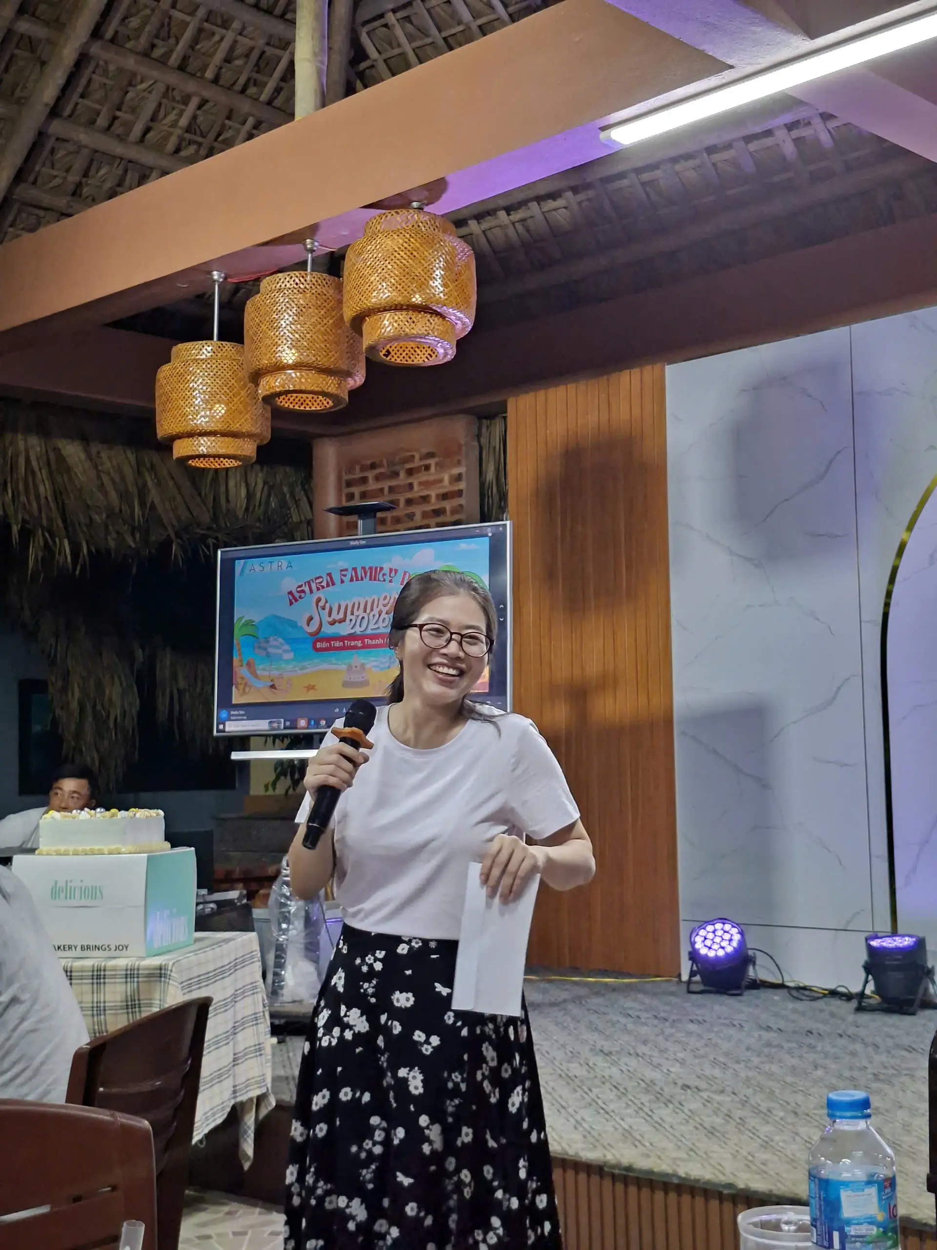 Về chúng tôi