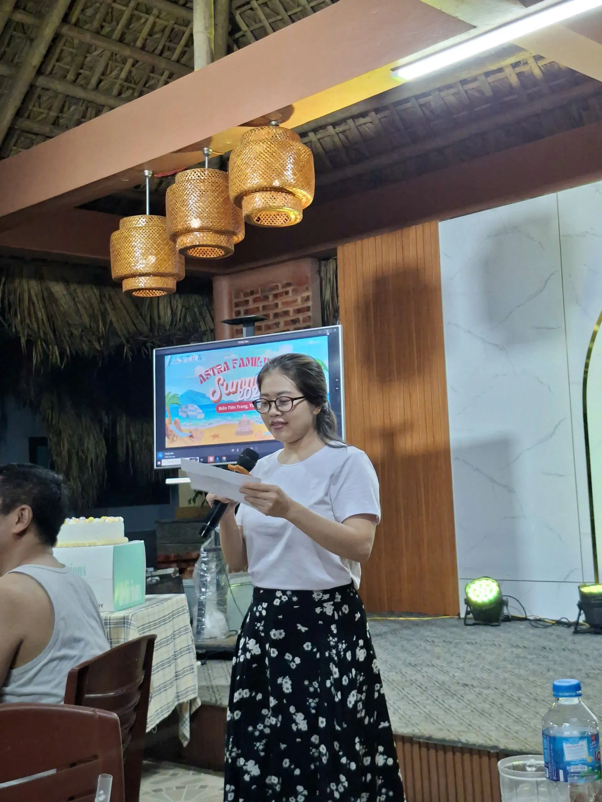 Về chúng tôi