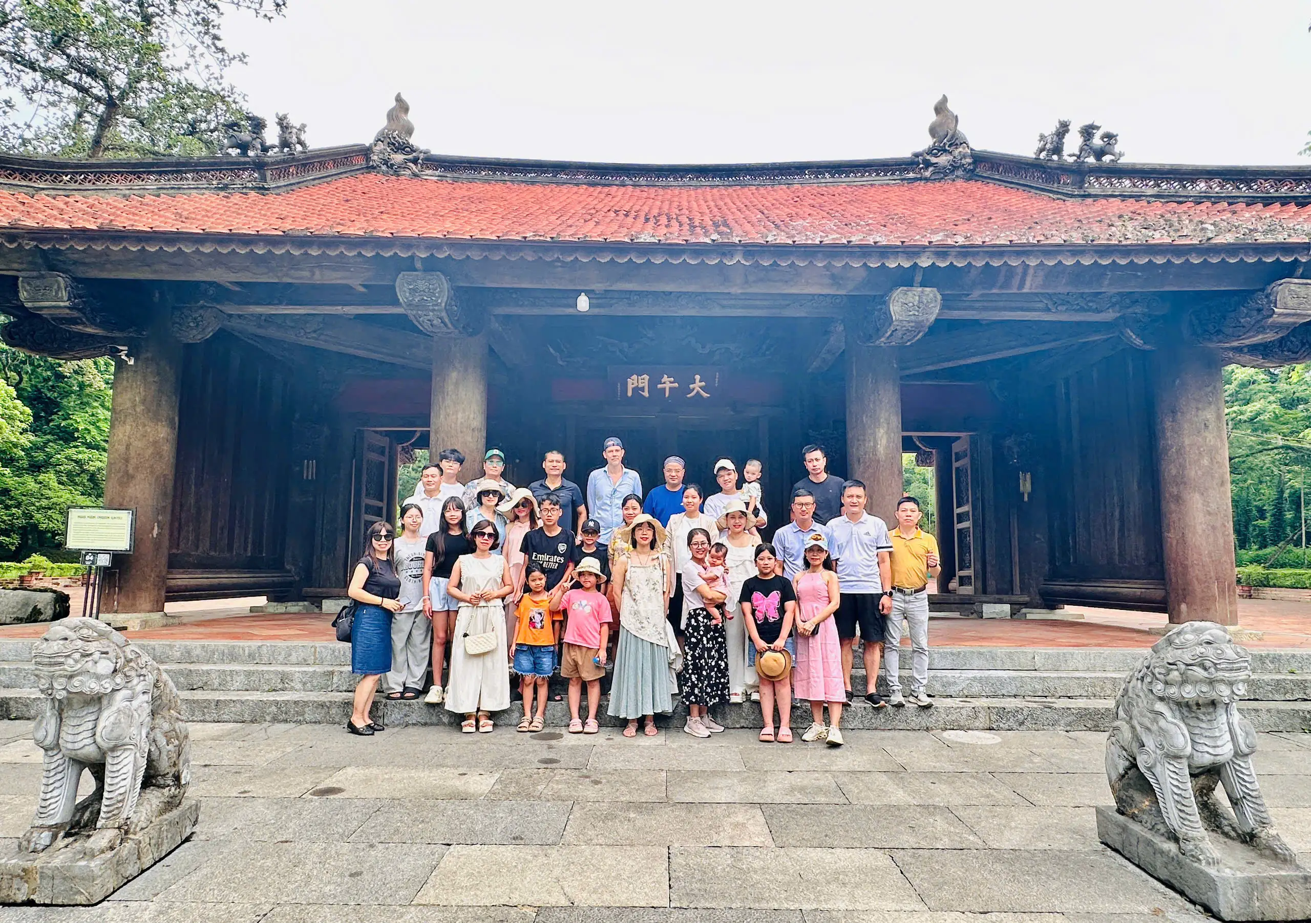 Về chúng tôi